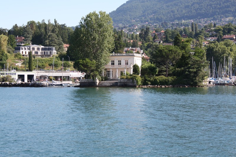 Click to see next picture